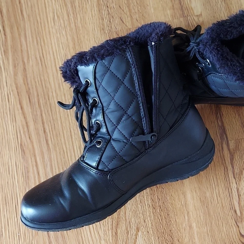 Totes boots Size 7M